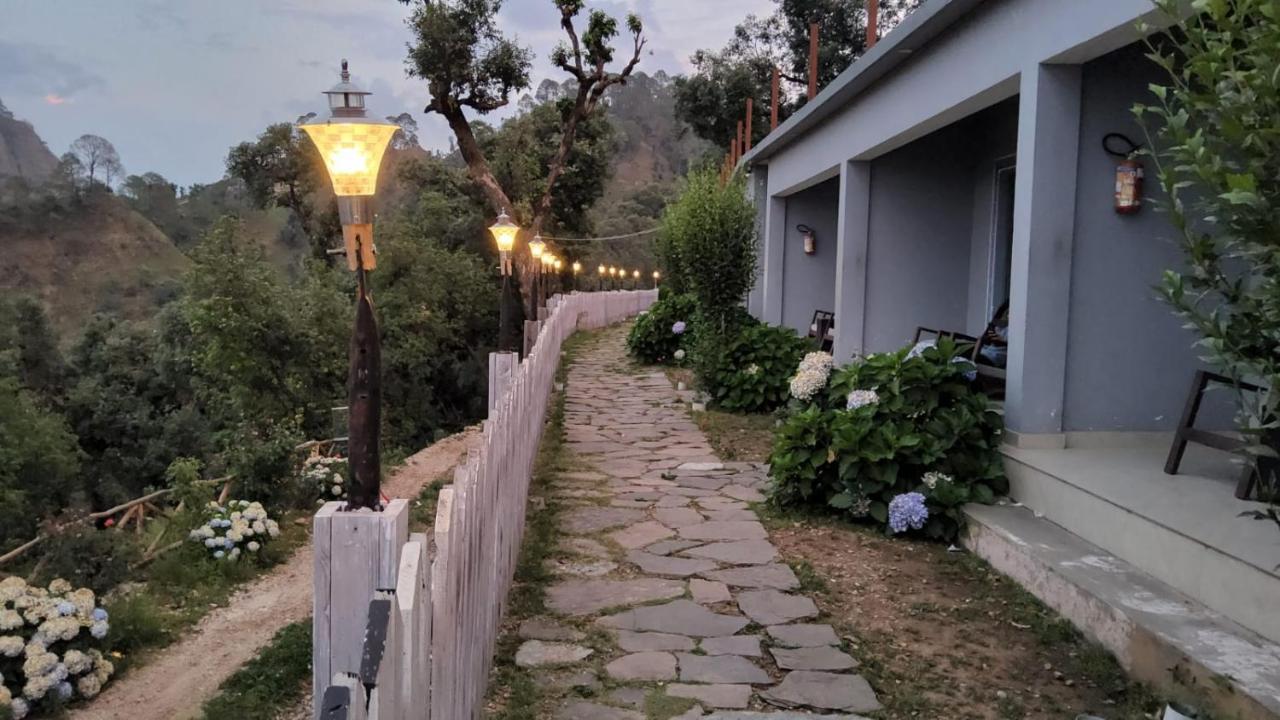 Shiva Valley Resort Kokhliyal Gaon Eksteriør billede