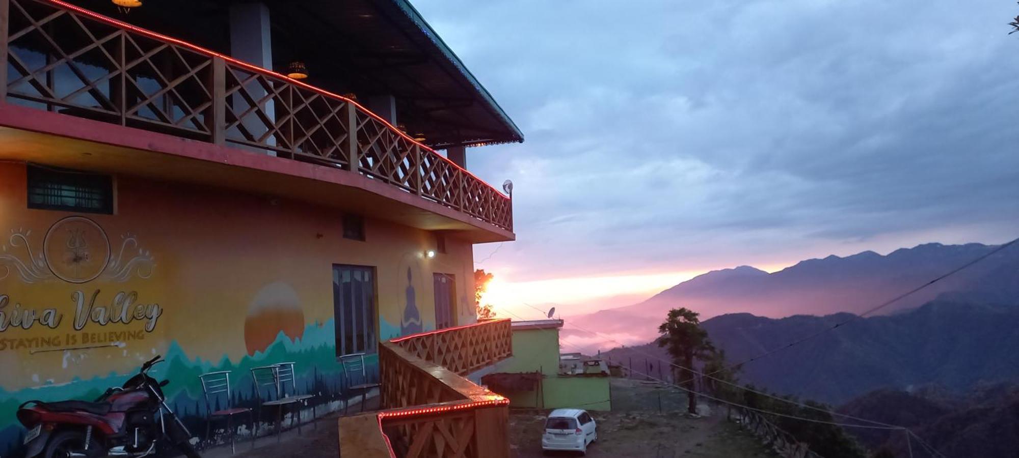 Shiva Valley Resort Kokhliyal Gaon Eksteriør billede
