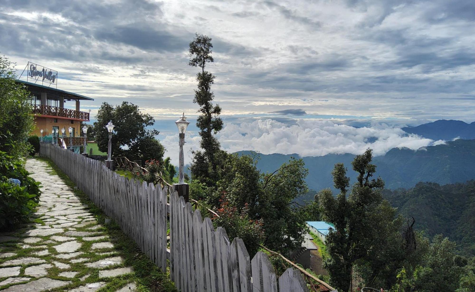 Shiva Valley Resort Kokhliyal Gaon Eksteriør billede