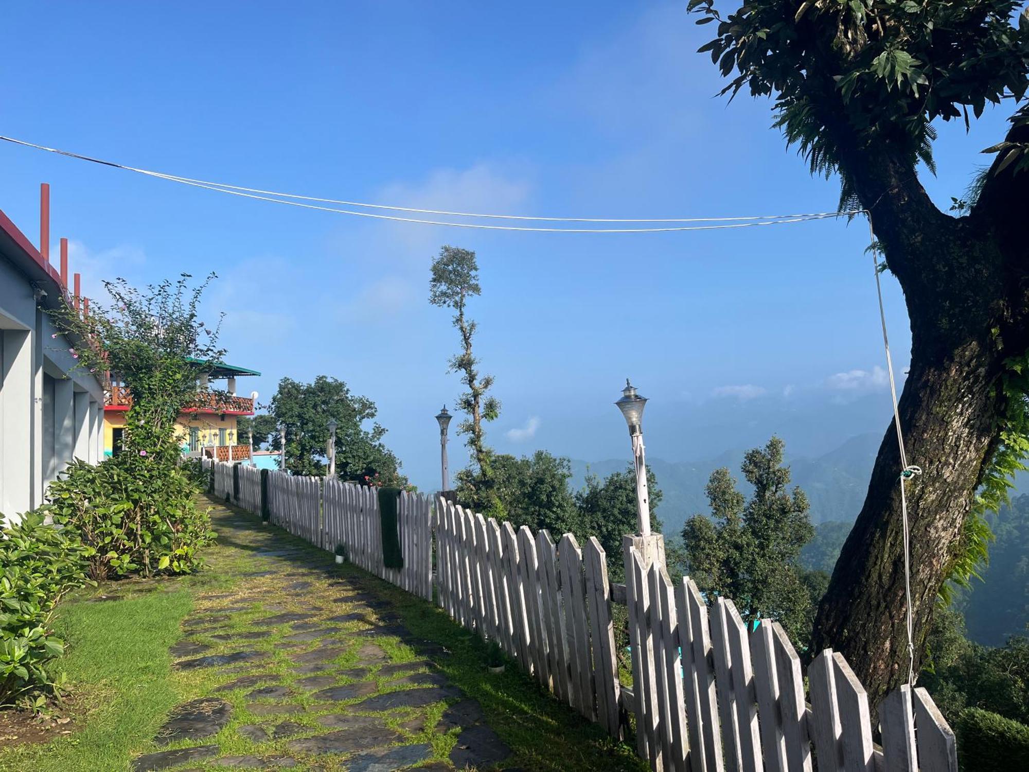 Shiva Valley Resort Kokhliyal Gaon Eksteriør billede